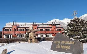Rocky Mountain Ski Lodge